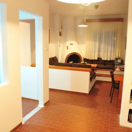 Apartment 99 Néa Péramos Buitenkant foto